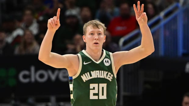 Milwaukee Bucks guard AJ Green (20) reacts after scoring a basket in the fourth quarter against the Los Angeles Clippers 